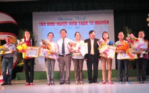 Tôn vinh 200 người hiến thận tại Bệnh viện TW Huế